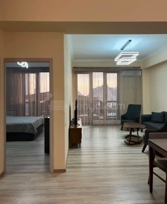 3 Սենյականոց Բնակարան Նորակառույցում, 100քմ, 5/14 հարկ, Կապիտալ Վերանորոգված, Կահավորված, Արևկող