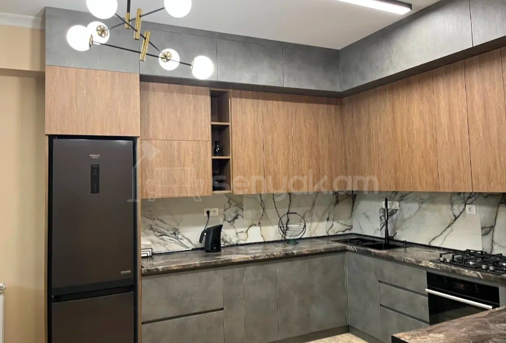 3 Սենյականոց Բնակարան Նորակառույցում, 100քմ, 5/14 հարկ, Կապիտալ Վերանորոգված, Կահավորված, Արևկող