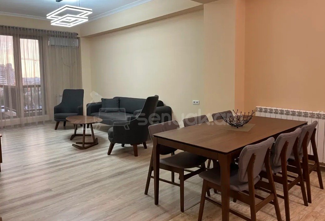 3 Սենյականոց Բնակարան Նորակառույցում, 100քմ, 5/14 հարկ, Կապիտալ Վերանորոգված, Կահավորված, Արևկող