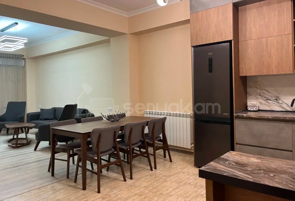 3 Սենյականոց Բնակարան Նորակառույցում, 100քմ, 5/14 հարկ, Կապիտալ Վերանորոգված, Կահավորված, Արևկող