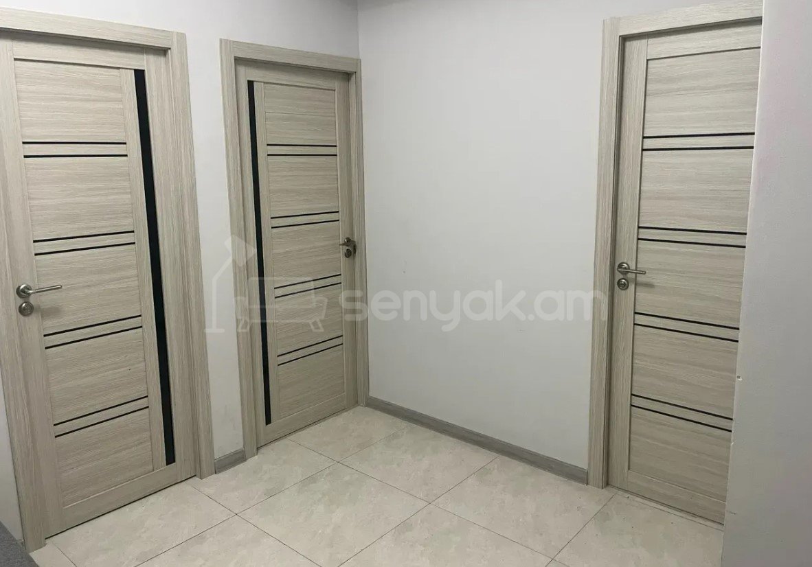 3 Սենյականոց Բնակարան Նորակառույցում, 74քմ, 2/8 հարկ, Կապիտալ Վերանորոգված