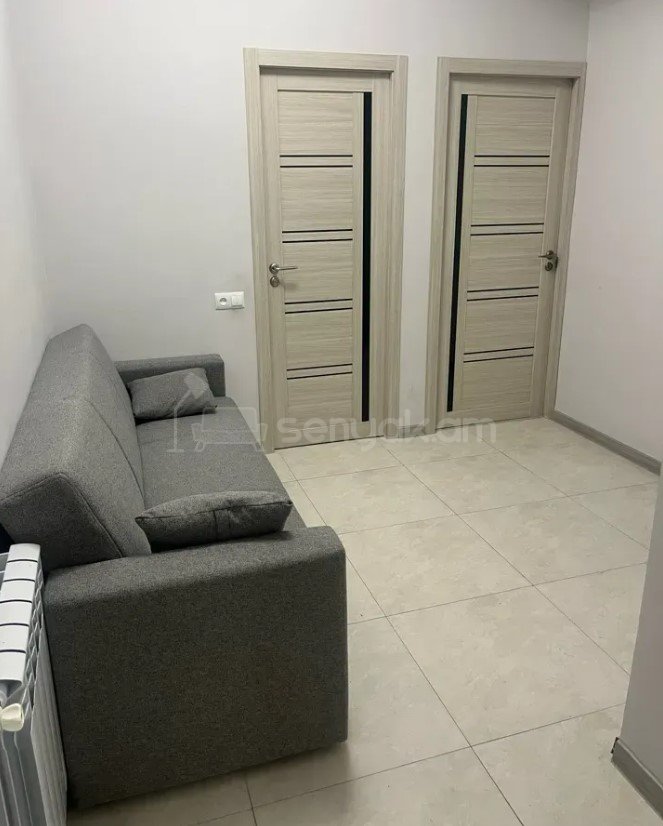 3 Սենյականոց Բնակարան Նորակառույցում, 74քմ, 2/8 հարկ, Կապիտալ Վերանորոգված