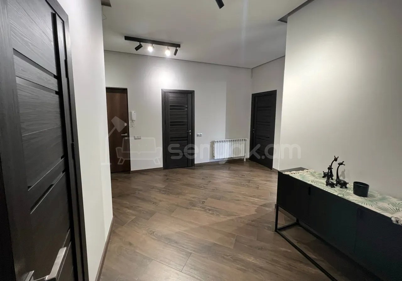 3 Սենյականոց Բնակարան Նորակառույցում, 116քմ, 3/16 հարկ, Կապիտալ Վերանորոգված