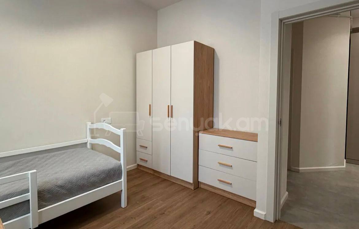 3 Սենյականոց Բնակարան, 77քմ, 2/6 հարկ, Կապիտալ Վերանորոգված