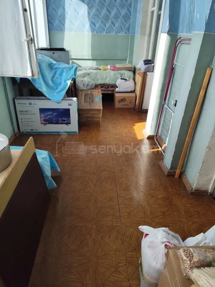 3 Սենյականոց Բնակարան Քարե Շենքում, 76քմ, 5/5 հարկ, Պետական Վիճակում