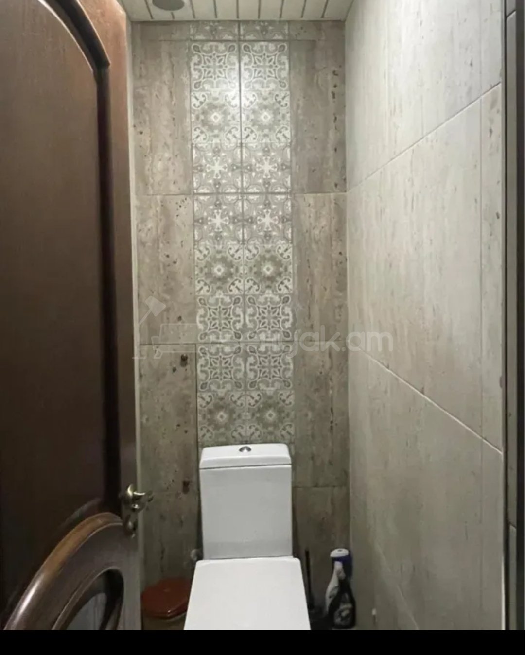 4 Սենյականոց Բնակարան Քարե Շենքում, 86քմ, 3/6 հարկ, Կապիտալ Վերանորոգված, Կահավորված