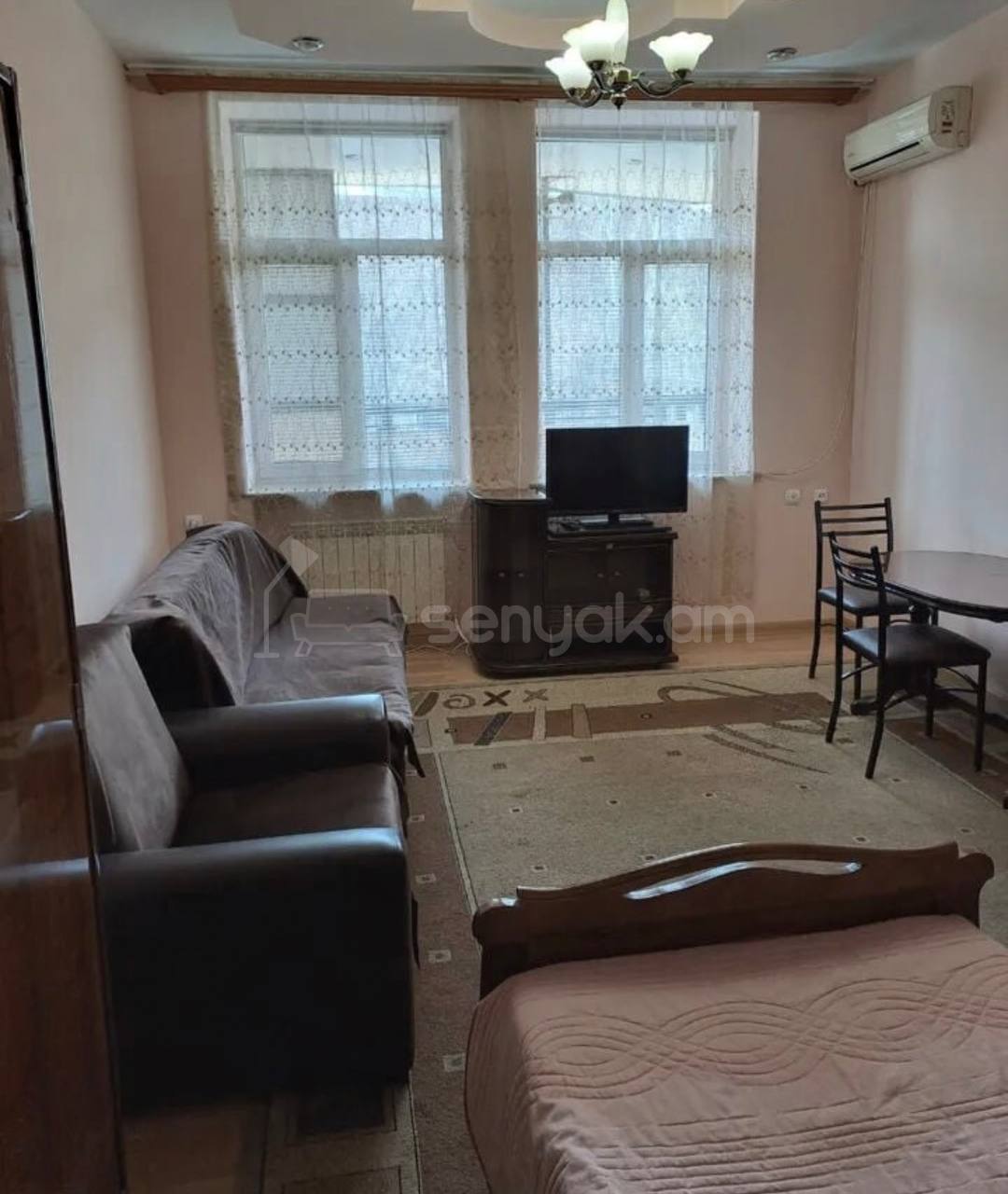 1 Սենյականոց Բնակարան Քարե Շենքում, 48քմ, 1/5 հարկ, Կոսմետիկ Վերանորոգված, Կահավորված