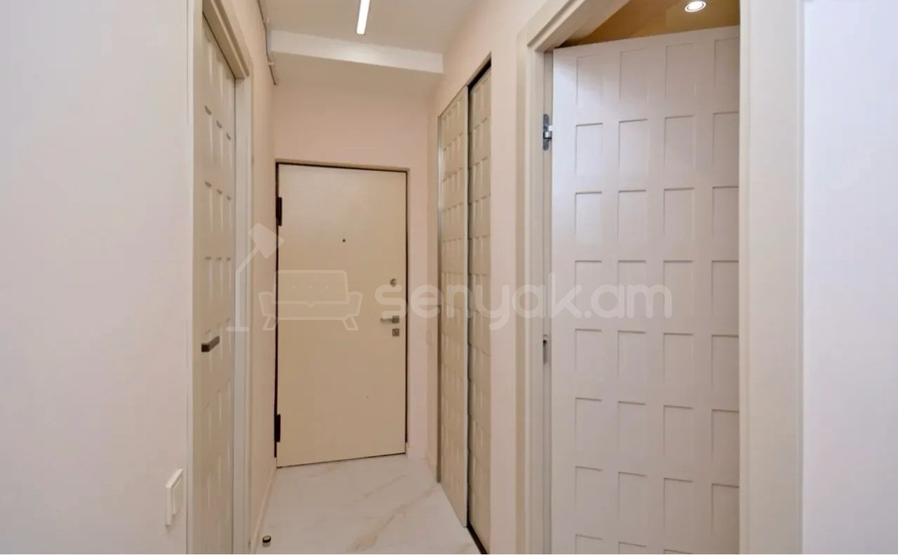 2 Սենյականոց Բնակարան, 45քմ, 4/10 հարկ, Կապիտալ Վերանորոգված, Կահավորված, Արևկող