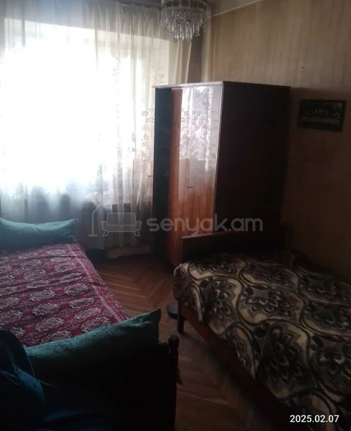 2 Սենյականոց Բնակարան Քարե Շենքում, 65քմ, 5/5 հարկ, Պետական Վիճակում