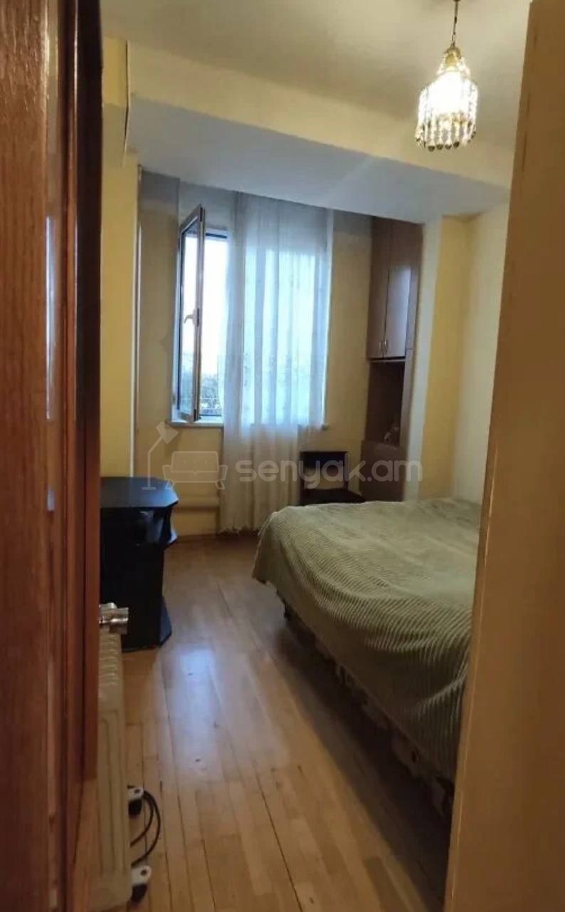 1 Սենյականոց Բնակարան, 40քմ, 5/9 հարկ, Կոսմետիկ Վերանորոգված