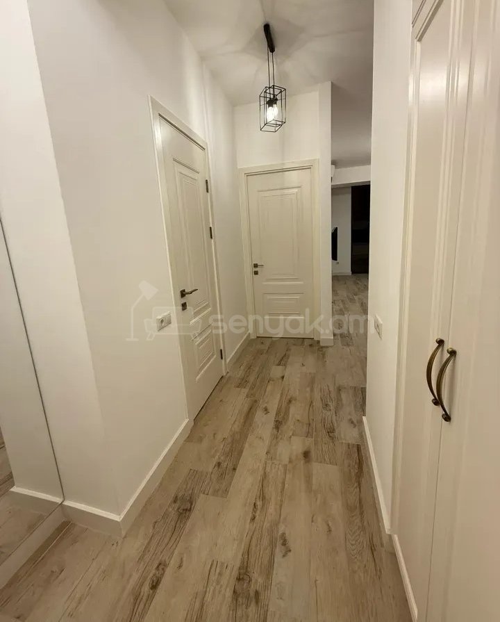 2 Սենյականոց Բնակարան Նորակառույցում, 56քմ, 12/12 հարկ, Դիզայներական Վերանորոգված