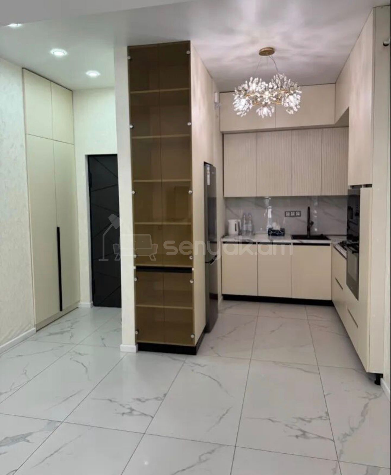 3 Սենյականոց Բնակարան Նորակառույցում, 76քմ, 5/10 հարկ, Դիզայներական Վերանորոգված, Կահավորված, Արևկող