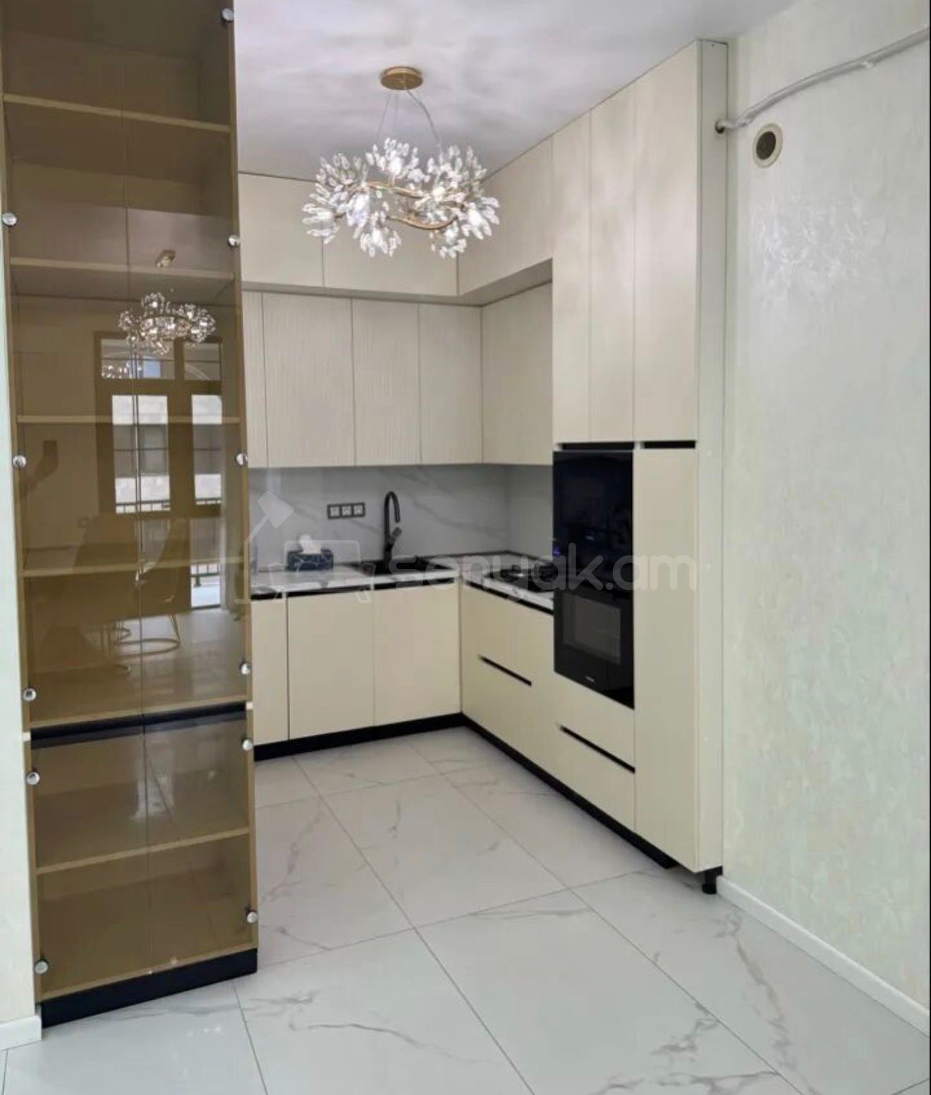 3 Սենյականոց Բնակարան Նորակառույցում, 76քմ, 5/10 հարկ, Դիզայներական Վերանորոգված, Կահավորված, Արևկող