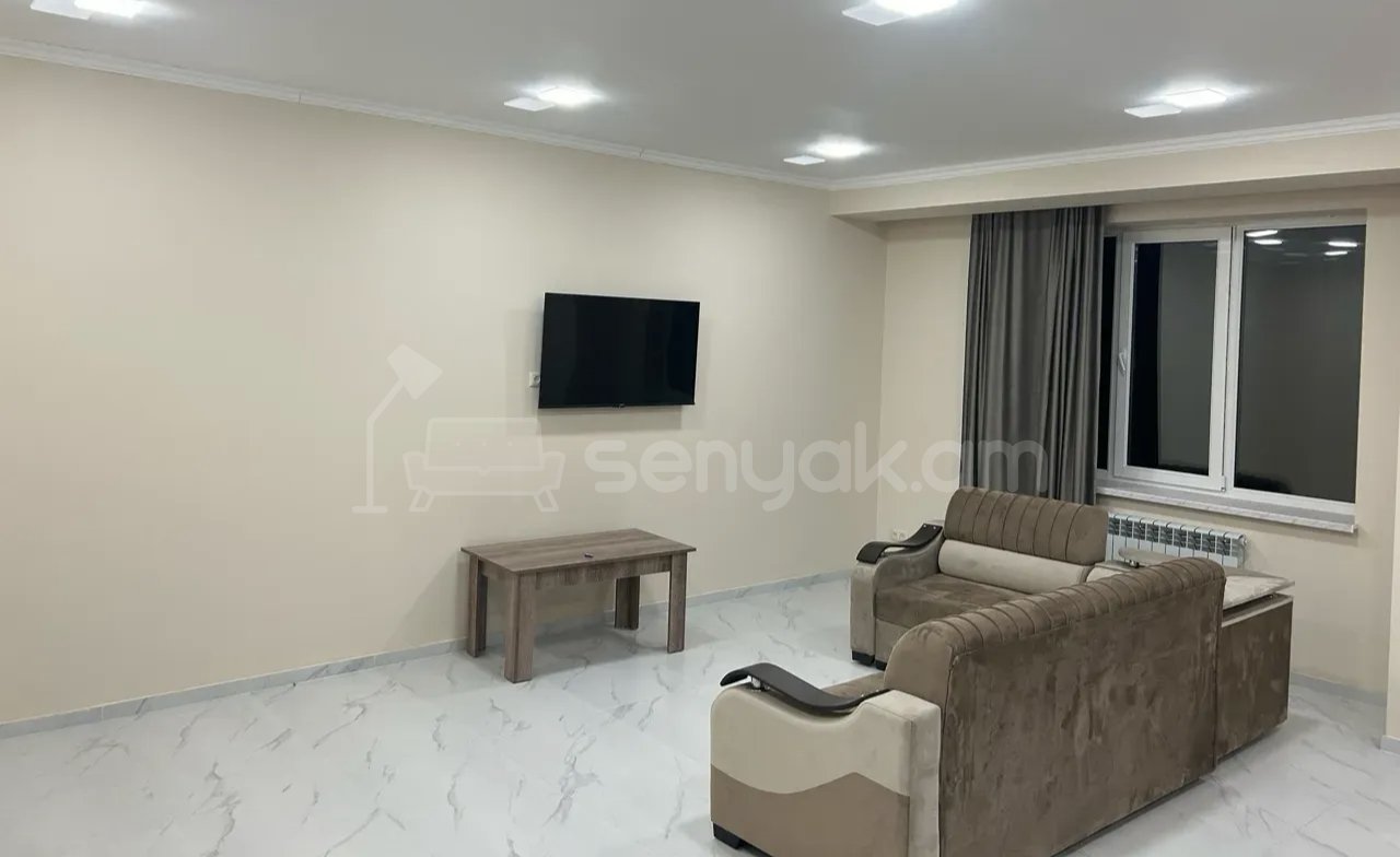 2 Սենյականոց Բնակարան Քարե Շենքում, 78քմ, 1/1 հարկ, Նորմալ Վիճակում, Կահավորված