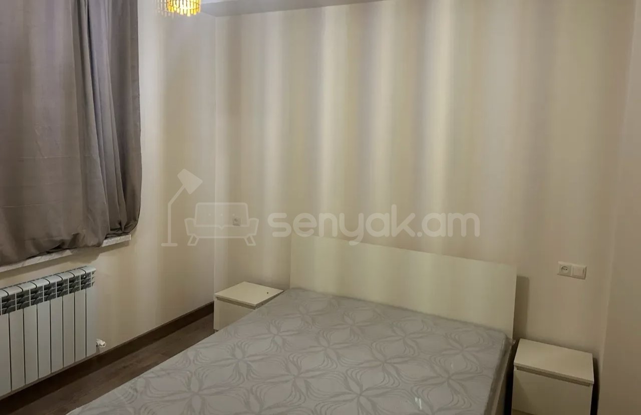 2 Սենյականոց Բնակարան Քարե Շենքում, 78քմ, 1/1 հարկ, Նորմալ Վիճակում, Կահավորված