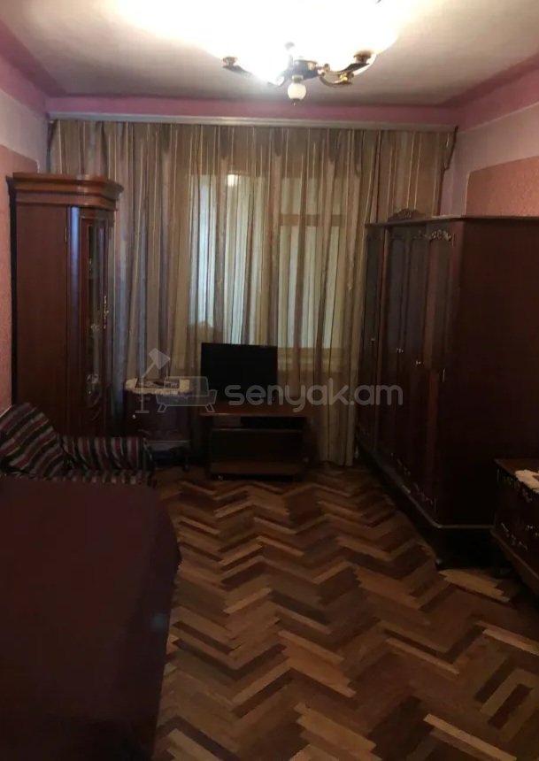 2 Սենյականոց Բնակարան Քարե Շենքում, 59քմ, 2/5 հարկ, Նորմալ Վիճակում