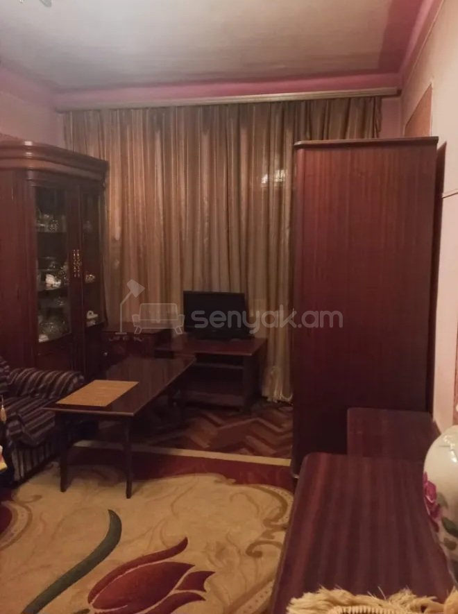 2 Սենյականոց Բնակարան Քարե Շենքում, 59քմ, 2/5 հարկ, Նորմալ Վիճակում