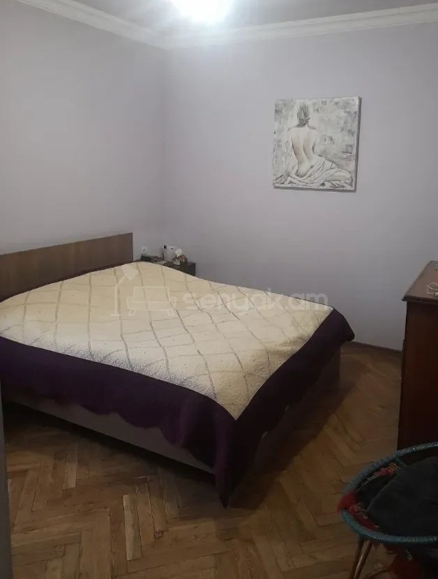 5 Սենյականոց Բնակարան Քարե Շենքում, 100քմ, 6/8 հարկ, Կապիտալ Վերանորոգված