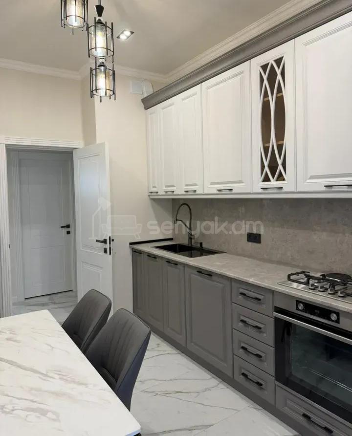 4 Սենյականոց Բնակարան Նորակառույցում, 105քմ, 4/16 հարկ, Դիզայներական Վերանորոգված, Կահավորված, Արևկող