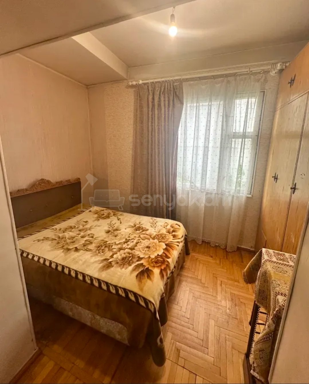 3 Սենյականոց Բնակարան Քարե Շենքում, 62քմ, 4/5 հարկ, Նորմալ Վիճակում, Կահավորված, Արևկող