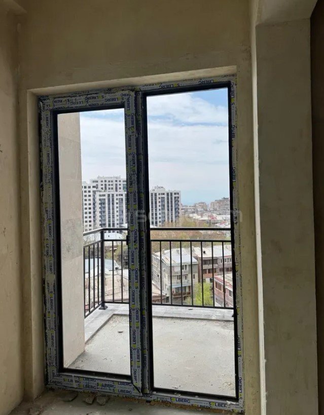 3 Սենյականոց Բնակարան Նորակառույցում, 105քմ, 8/14 հարկ, Զրոյական Վիճակում