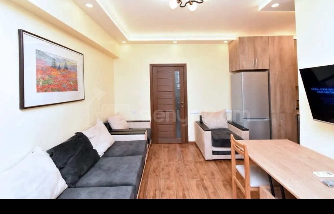 2 Սենյականոց Բնակարան Քարե Շենքում, 40քմ, 2/8 հարկ, Կապիտալ Վերանորոգված, Կահավորված