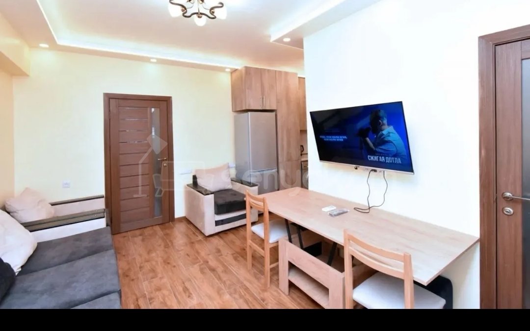 2 Սենյականոց Բնակարան Քարե Շենքում, 40քմ, 2/8 հարկ, Կապիտալ Վերանորոգված, Կահավորված