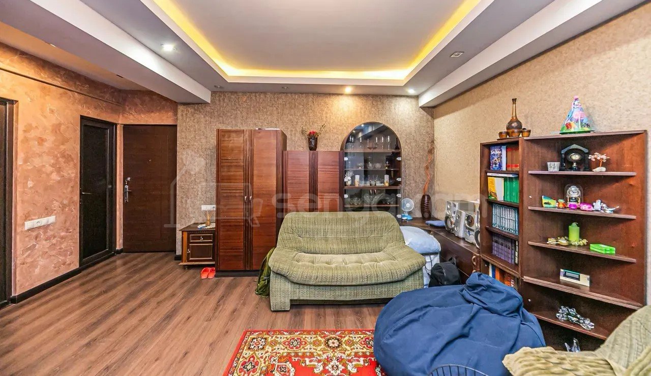 2 Սենյականոց Բնակարան, 40քմ, 7/9 հարկ, Կապիտալ Վերանորոգված