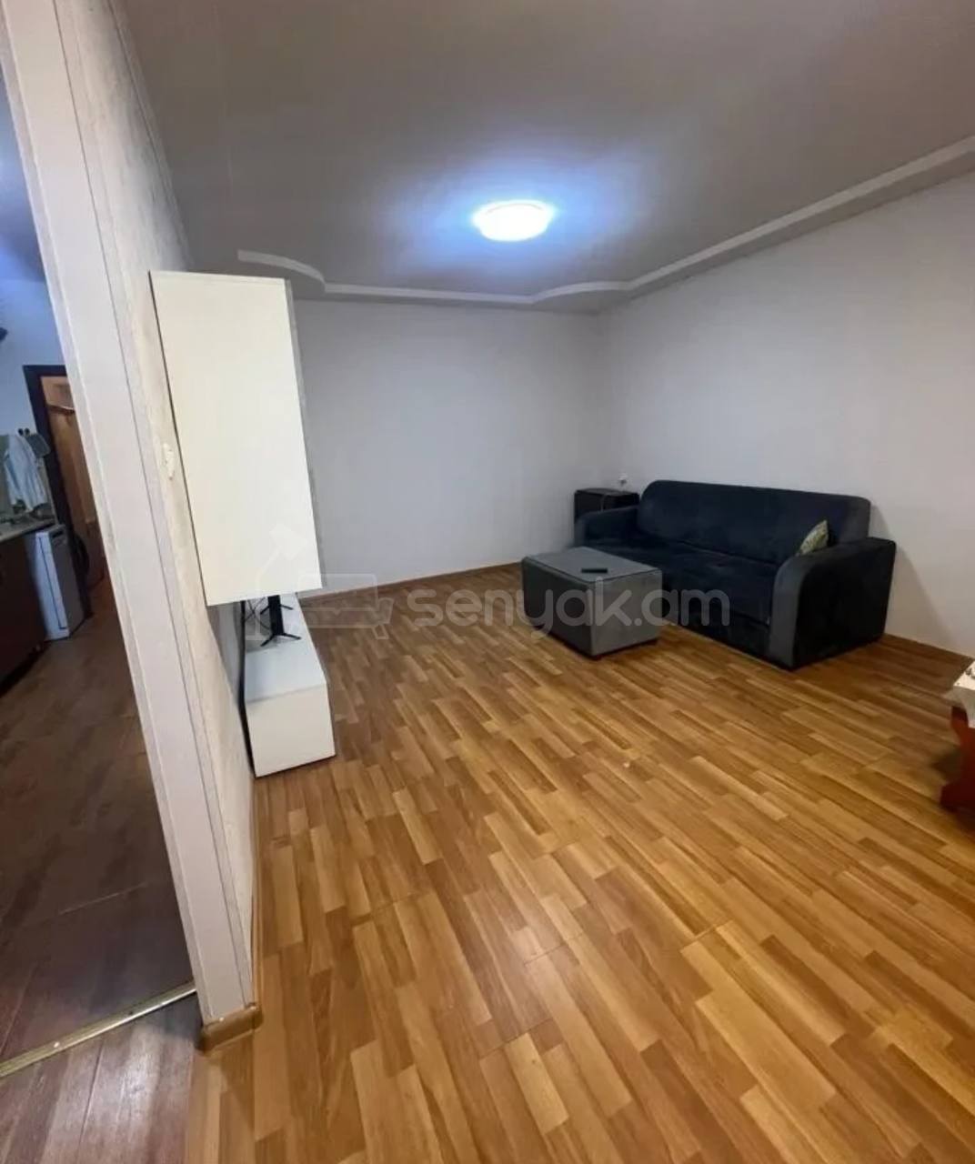2 Սենյականոց Բնակարան Քարե Շենքում, 51քմ, 5/5 հարկ, Կոսմետիկ Վերանորոգված, Կահավորված