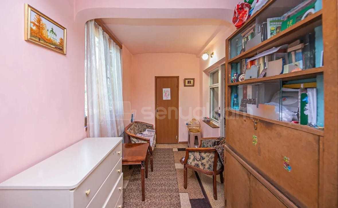 3 Սենյականոց Բնակարան Քարե Շենքում, 103քմ, 2/5 հարկ, Կոսմետիկ Վերանորոգված