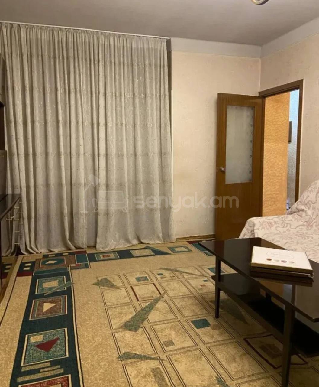 2 Սենյականոց Բնակարան Քարե Շենքում, 68քմ, 2/5 հարկ, Կոսմետիկ Վերանորոգված, Կահավորված