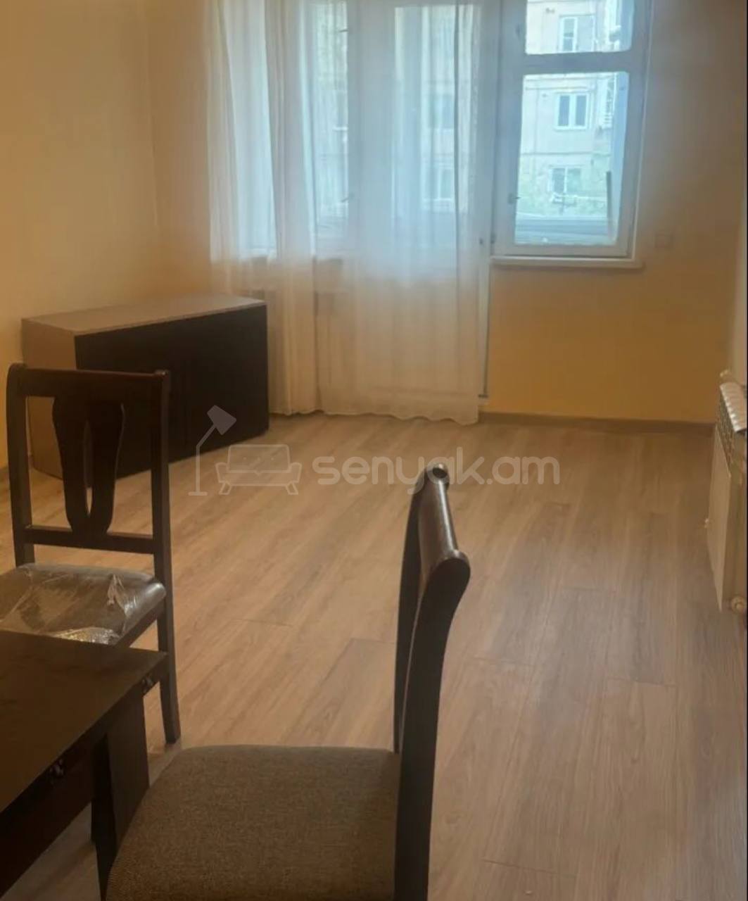 2 Սենյականոց Բնակարան Քարե Շենքում, 50քմ, 3/5 հարկ, Կապիտալ Վերանորոգված, Կահավորված