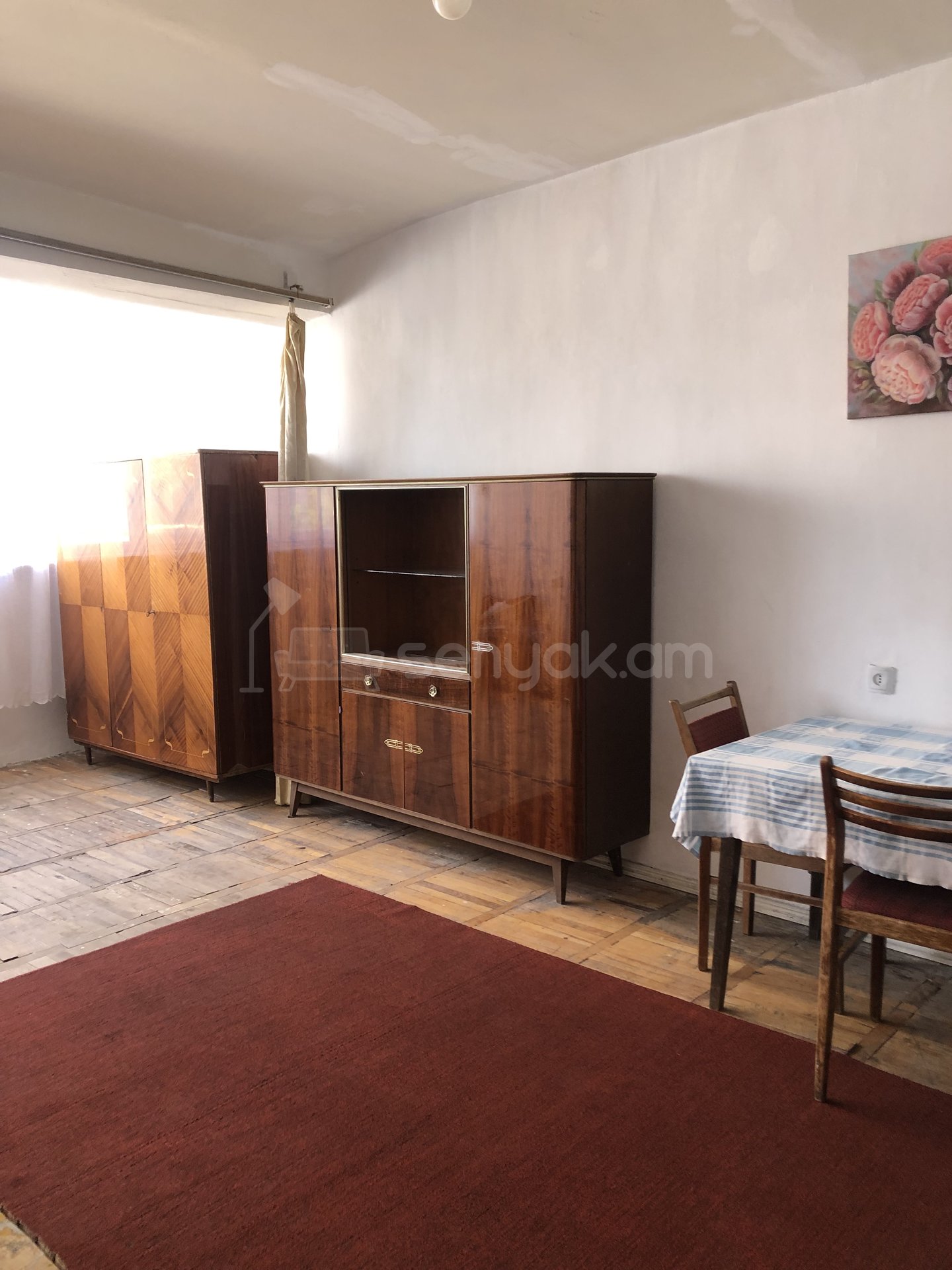 1 Սենյականոց Բնակարան Քարե Շենքում, 50քմ, 2/5 հարկ, Կոսմետիկ Վերանորոգված
