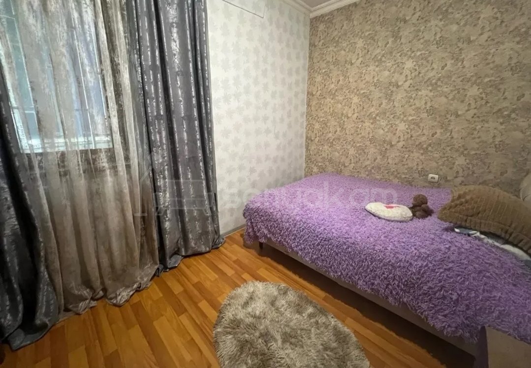 2 Սենյականոց Բնակարան Քարե Շենքում, 48քմ, 2/4 հարկ, Նորմալ Վիճակում