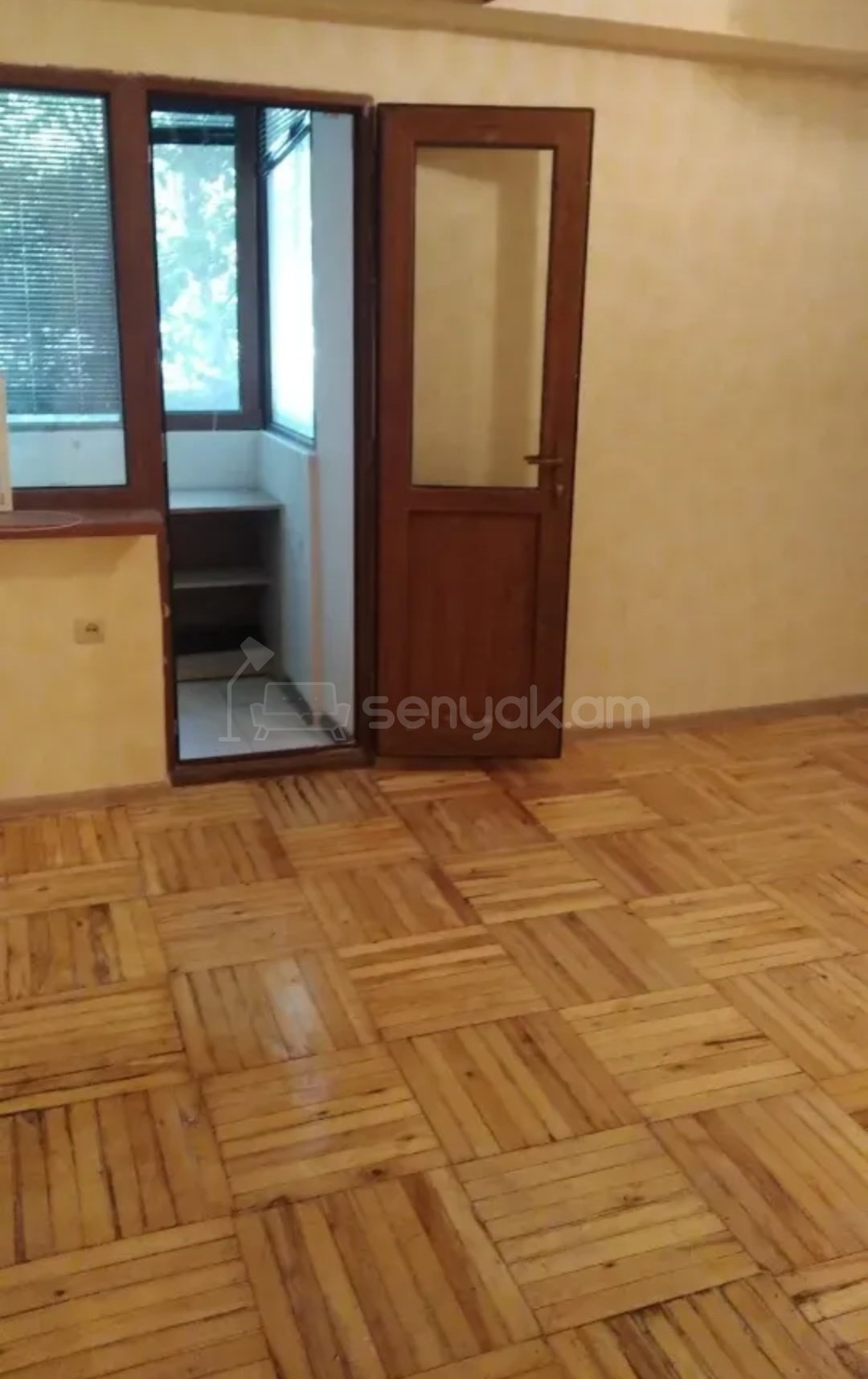 2 Սենյականոց Բնակարան Քարե Շենքում, 48քմ, 2/4 հարկ, Նորմալ Վիճակում