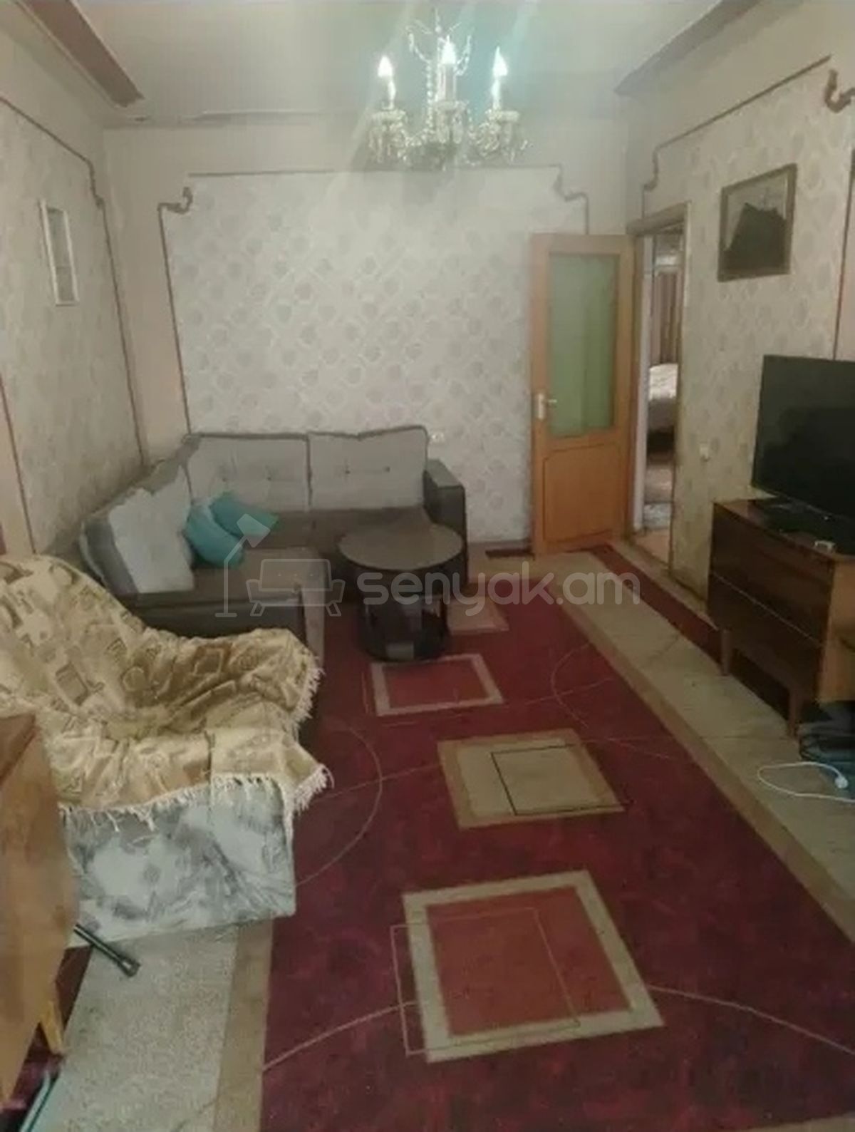 3 Սենյականոց Բնակարան Քարե Շենքում, 69քմ, 4/5 հարկ, Պետական Վիճակում