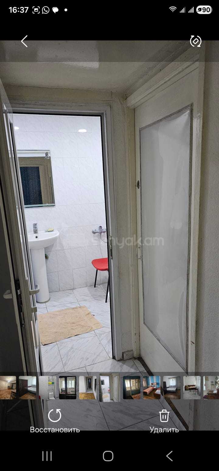 3 Սենյականոց Բնակարան Քարե Շենքում, 90քմ, 4/9 հարկ, Նորմալ Վիճակում, Կահավորված