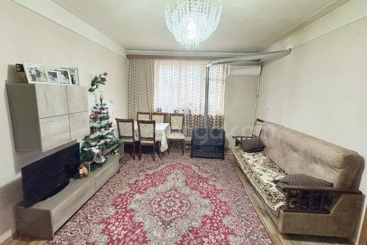 4 Սենյականոց Բնակարան Քարե Շենքում, 83քմ, 5/5 հարկ, Կոսմետիկ Վերանորոգված