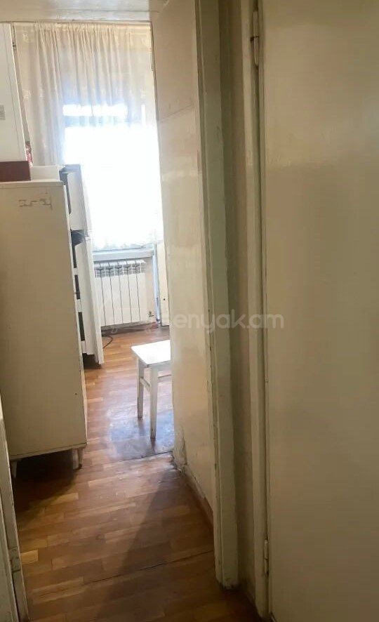 2 Սենյականոց Բնակարան Քարե Շենքում, 56քմ, 5/5 հարկ, Պետական Վիճակում