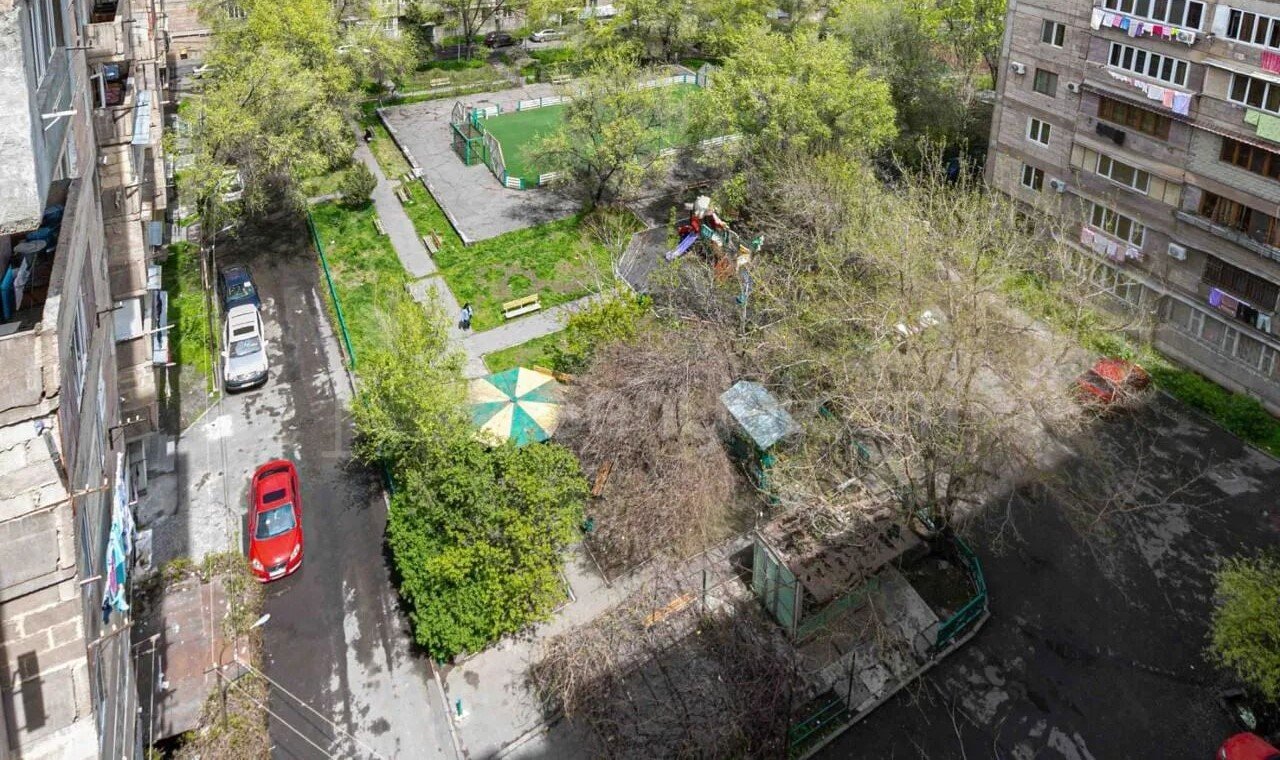1 Սենյականոց Բնակարան, 43քմ, 9/9 հարկ, Նորմալ Վիճակում