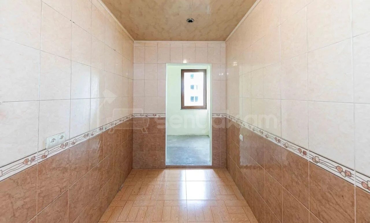 1 Սենյականոց Բնակարան, 43քմ, 9/9 հարկ, Նորմալ Վիճակում