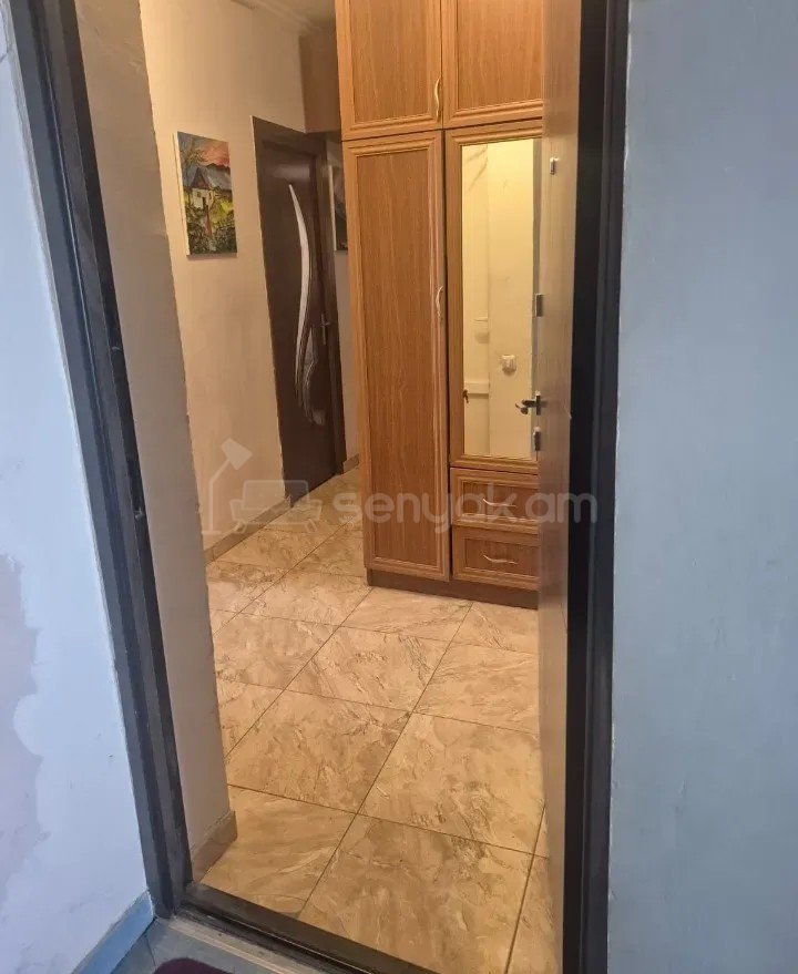 1 Սենյականոց Բնակարան, 41քմ, 8/9 հարկ, Կոսմետիկ Վերանորոգված