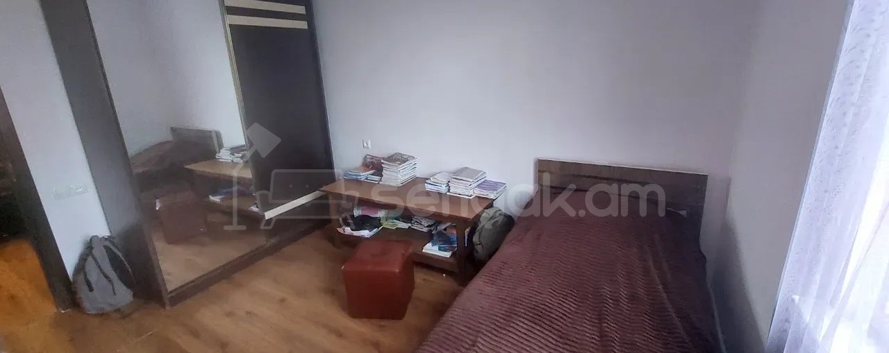 4 Սենյականոց Բնակարան, 90քմ, 4/9 հարկ, Նորմալ Վիճակում, Կահավորված