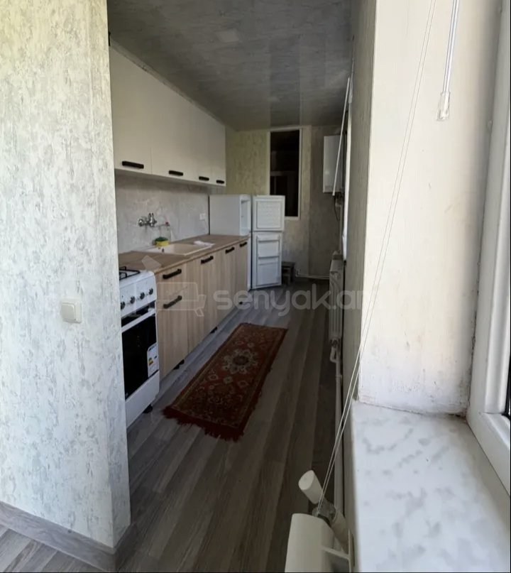 2 Սենյականոց Բնակարան Քարե Շենքում, 40քմ, 1/1 հարկ, Նորմալ Վիճակում, Կահավորված, Արևկող