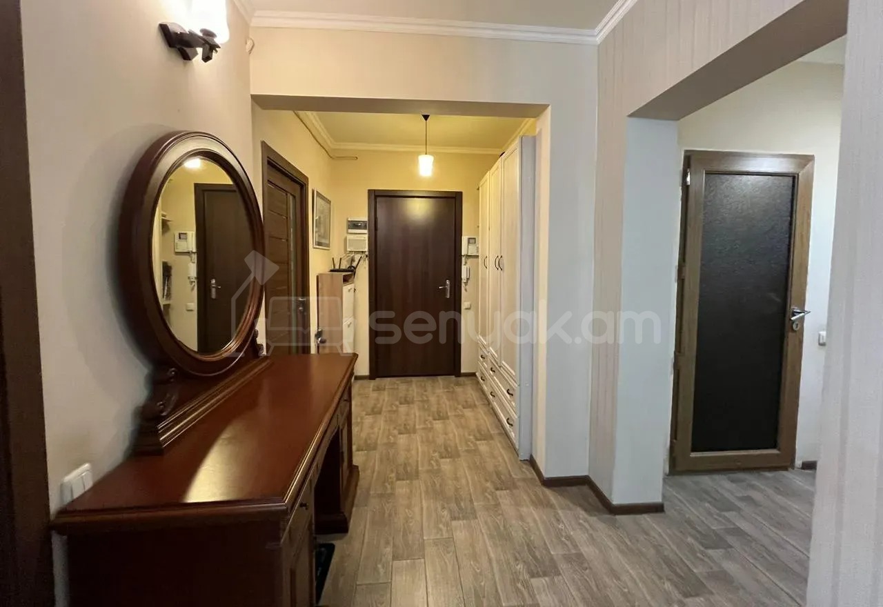 4 Սենյականոց Բնակարան, 96քմ, 6/9 հարկ, Կապիտալ Վերանորոգված