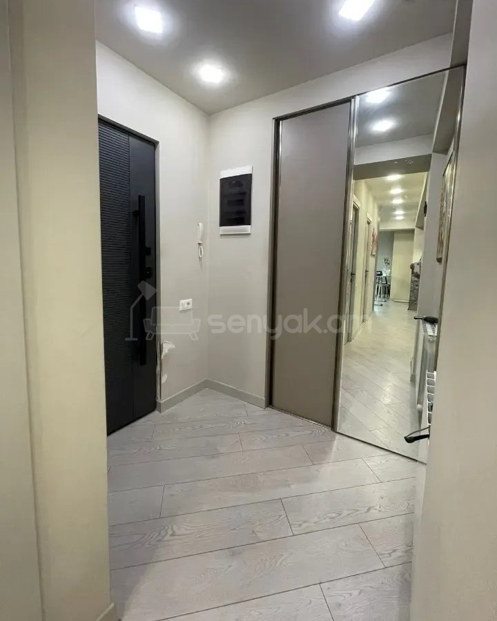 4 Սենյականոց Բնակարան, 87քմ, 7/16 հարկ, Կապիտալ Վերանորոգված