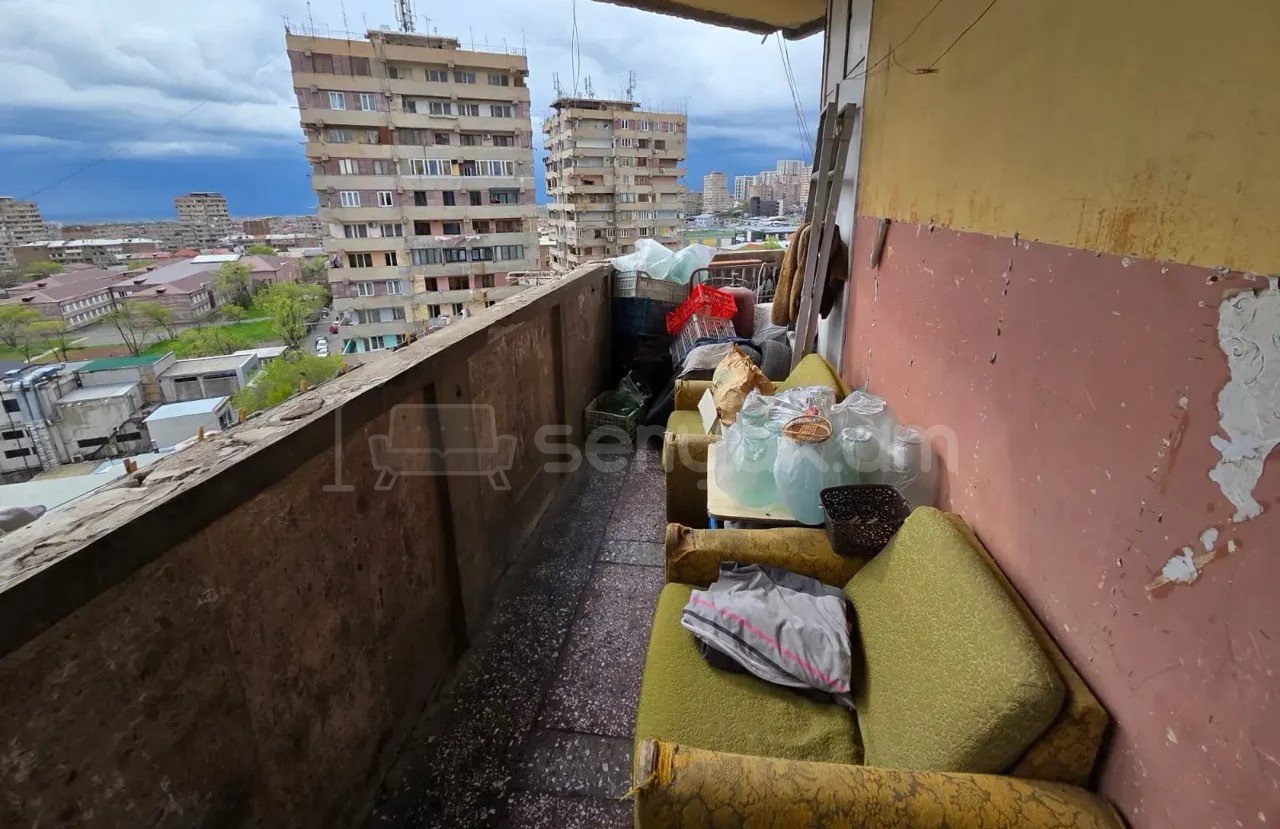 3 Սենյականոց Բնակարան, 87քմ, 10/16 հարկ, Պետական Վիճակում