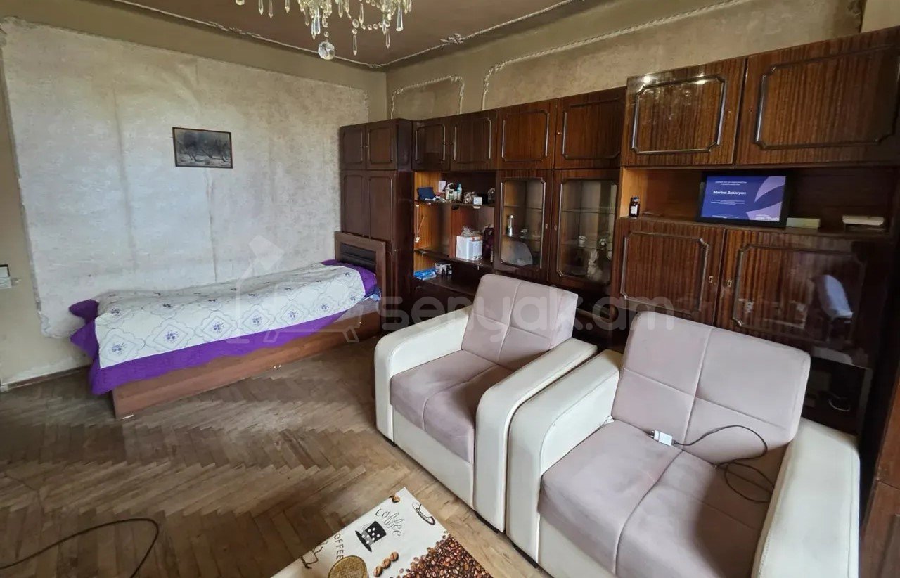 3 Սենյականոց Բնակարան, 87քմ, 10/16 հարկ, Պետական Վիճակում