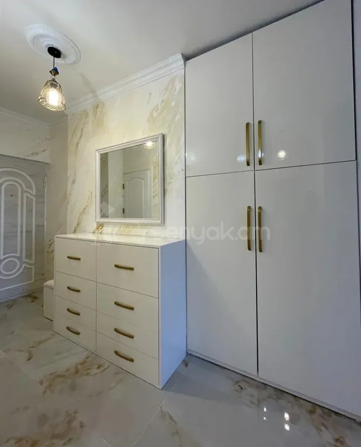 3 Սենյականոց Բնակարան, 65քմ, 8/12 հարկ, Կապիտալ Վերանորոգված