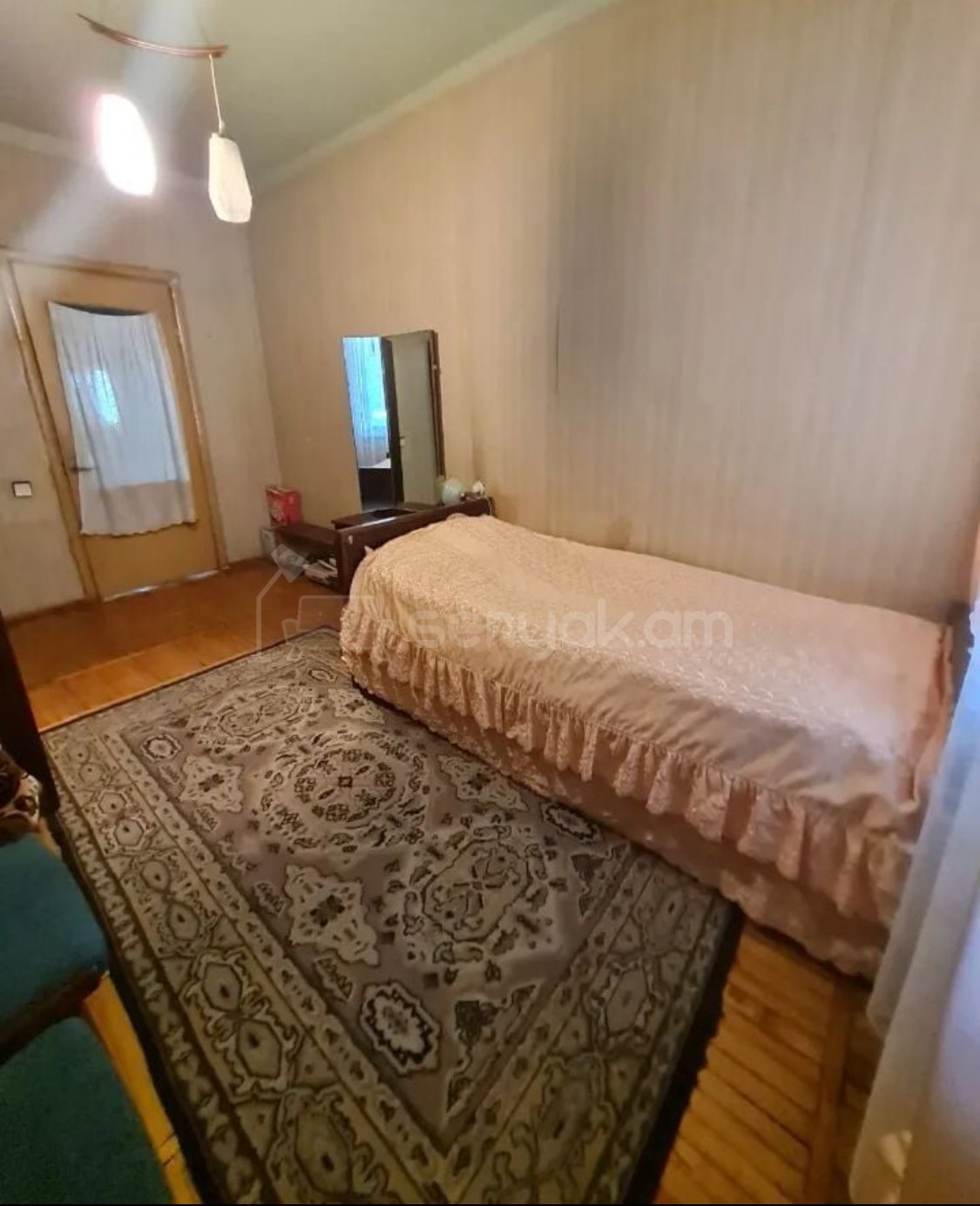 3 Սենյականոց Բնակարան, 117քմ, 8/8 հարկ, Պետական Վիճակում